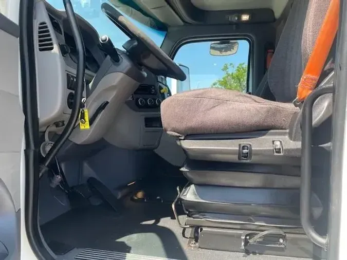 2016 Peterbilt 567