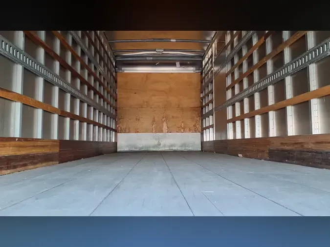 2018 FREIGHTLINER/MERCEDES M2 106