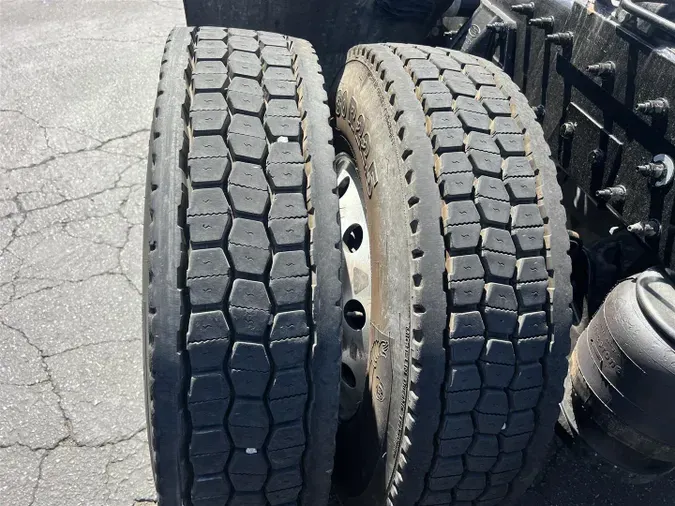 2020 Peterbilt 567