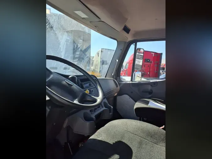 2020 FREIGHTLINER/MERCEDES M2 106c37b0539ff7e7913055224ceada00efb