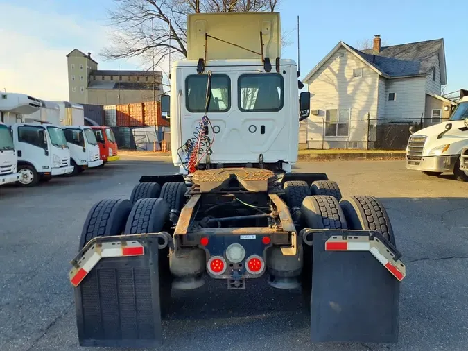 2019 FREIGHTLINER/MERCEDES NEW CASCADIA PX12664c37bba6e6f818a7aee8d8e4003ead37f