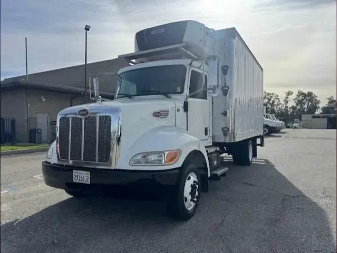 2018 Peterbilt 325c37d8a3beb3f2df4064ac7ecfa61d8c3