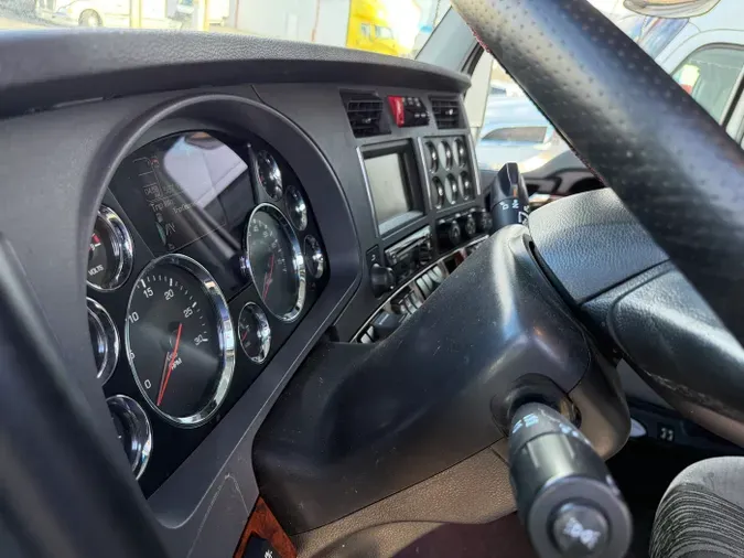 2022 Kenworth T680c37db142a6cbee78206f17dac8dec7da