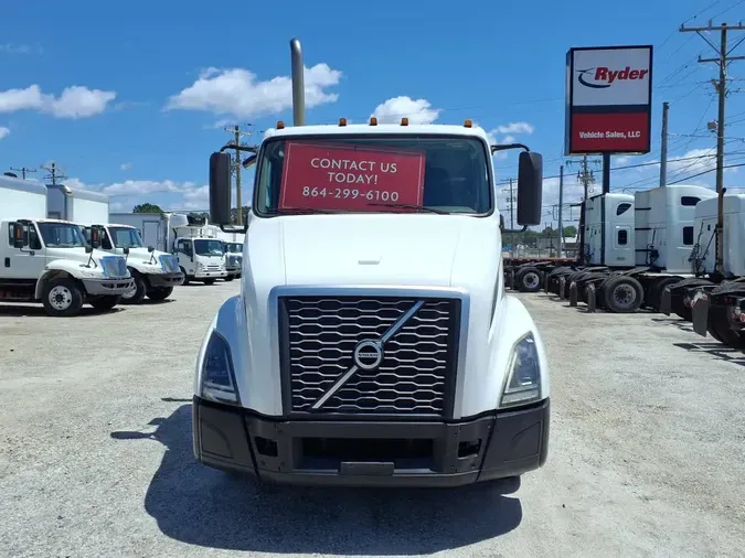 2018 VOLVO VNL42T 300