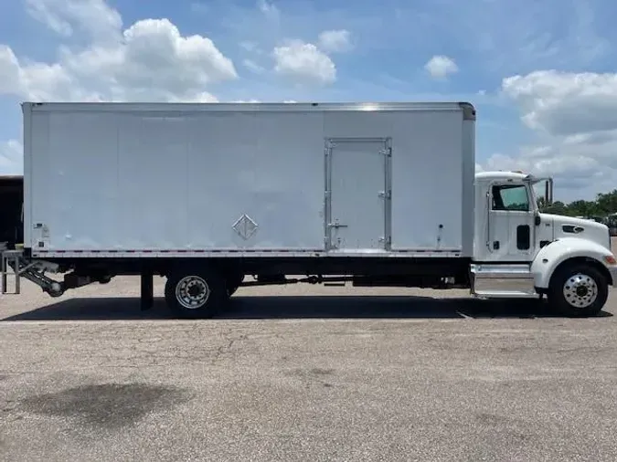 2020 Peterbilt 337