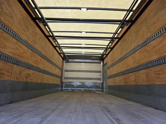 2019 NAVISTAR INTERNATIONAL 4300 SBAc38880a7cbab70e1b40e67536d06ff42