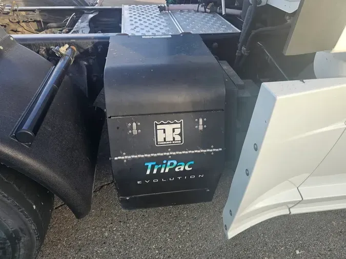 2020 FREIGHTLINER/MERCEDES CASCADIA 125