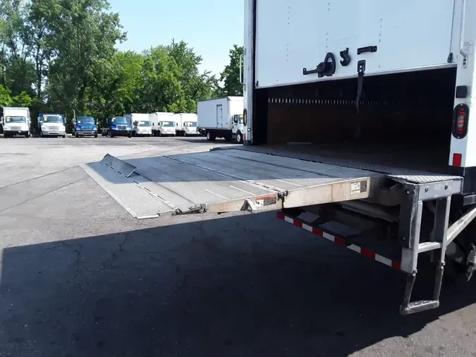 2019 NAVISTAR INTERNATIONAL 4300