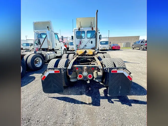 2017 FREIGHTLINER/MERCEDES CASCADIA 125