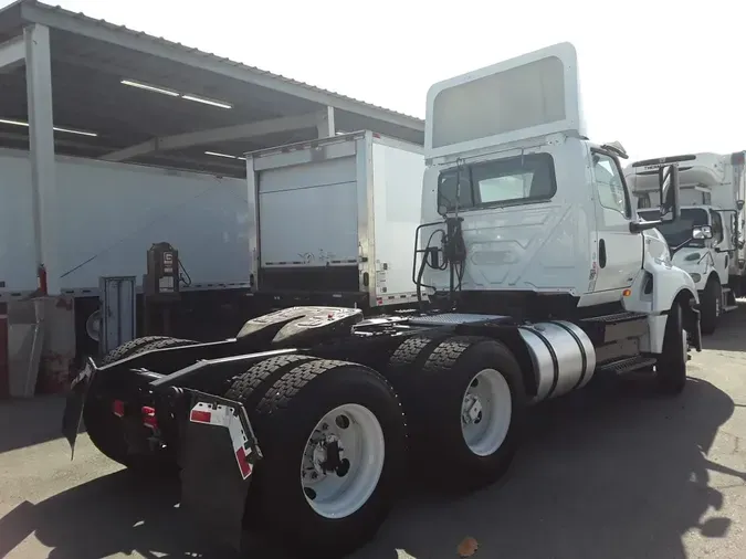 2018 NAVISTAR INTERNATIONAL LT625 DAYCAB T/A