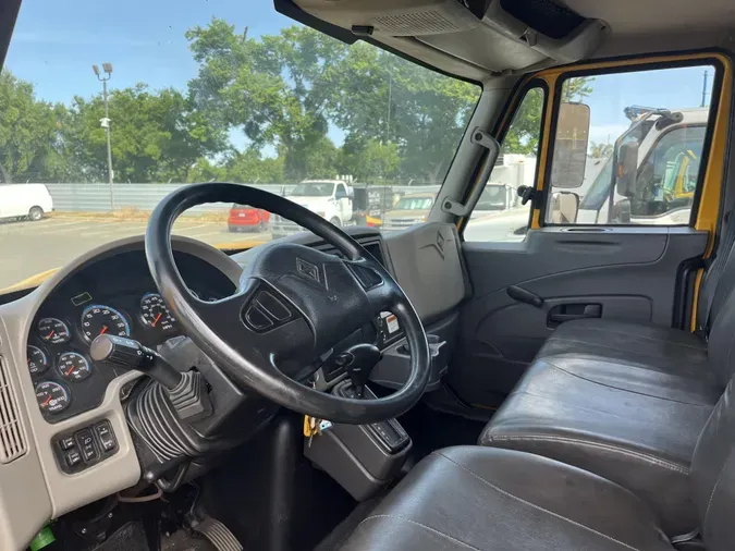 2019 International 4300