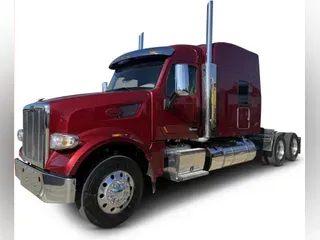 2022 Peterbilt 567