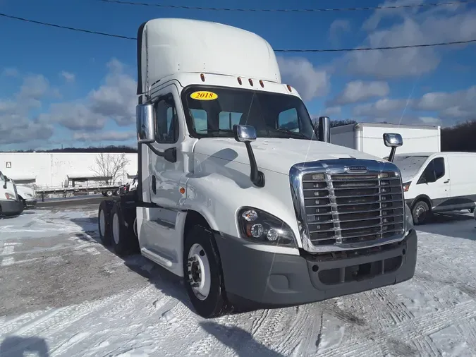 2018 FREIGHTLINER/MERCEDES CASCADIA 125