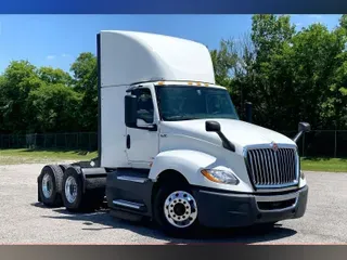 2021 INT LT625 6x4