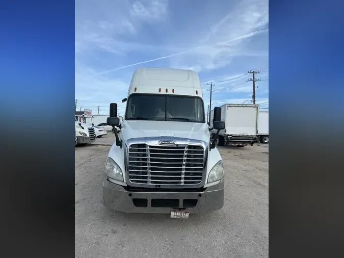 2019 FREIGHTLINER/MERCEDES CASCADIA 125