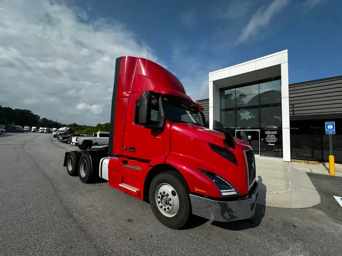 2020 Volvo VNL64T300c3af9cb734e37932b67fb0eb1f26bea5