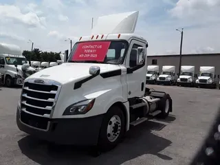 2020 FREIGHTLINER NEW CASCADIA 126