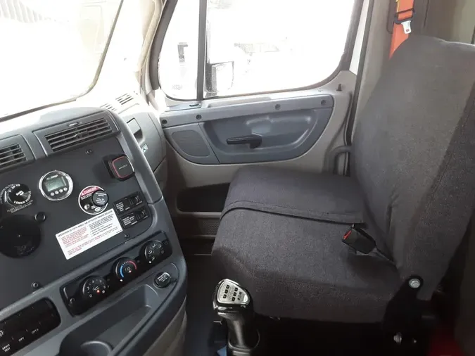 2018 FREIGHTLINER CASCADIA 125
