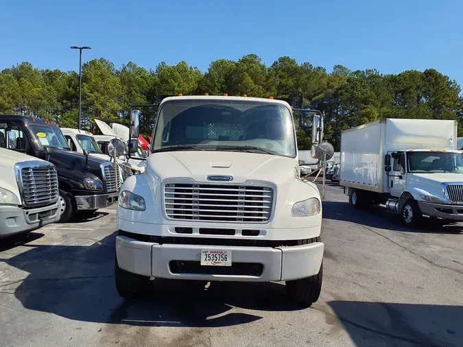 2017 FREIGHTLINER/MERCEDES M2 106