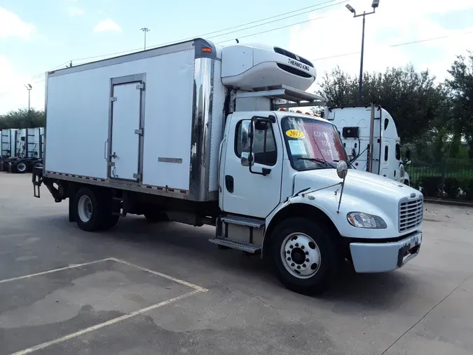 2017 FREIGHTLINER/MERCEDES M2 106