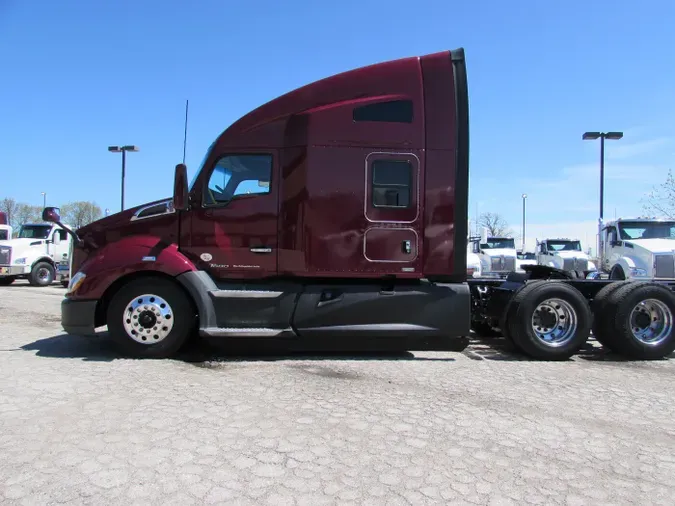 2021 Kenworth T680 Short Hood