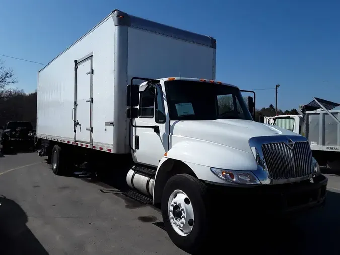 2019 NAVISTAR INTERNATIONAL 4300
