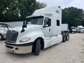 2018 Navistar International LT625 SLPR CAB