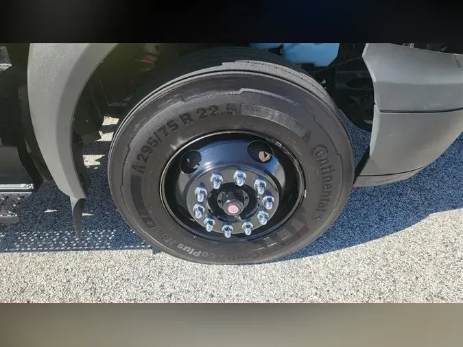 2019 INTERNATIONAL RH613