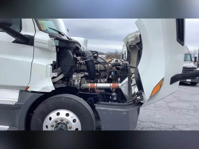 2020 Freightliner Cascadia 126c3be0000bb4c44eab0bb1c25824bcc22