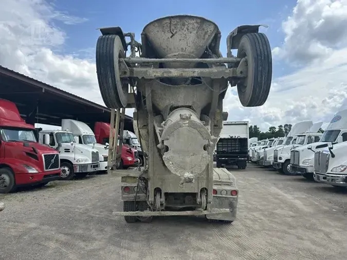 2016 FREIGHTLINER 114SD