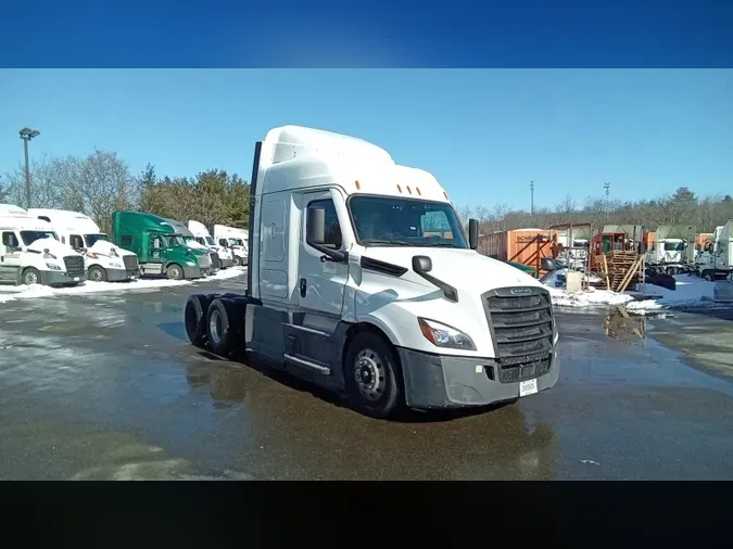 2022 Freightliner Cascadia 126c3c72473e8889433ea5486cd2c41c0dc