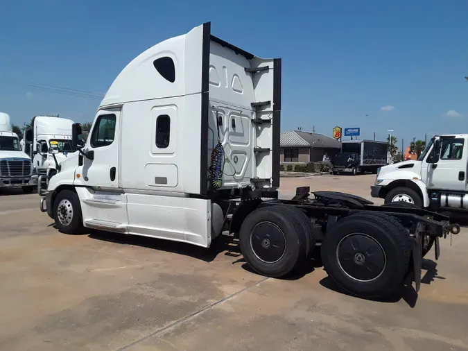 2020 FREIGHTLINER/MERCEDES CASCADIA 125