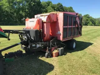 2004 Smithco Big-Vac