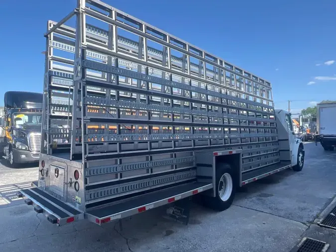 2019 FREIGHTLINER M2 106