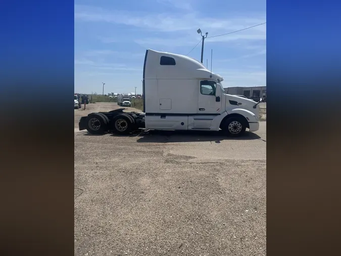 2022 Peterbilt 579
