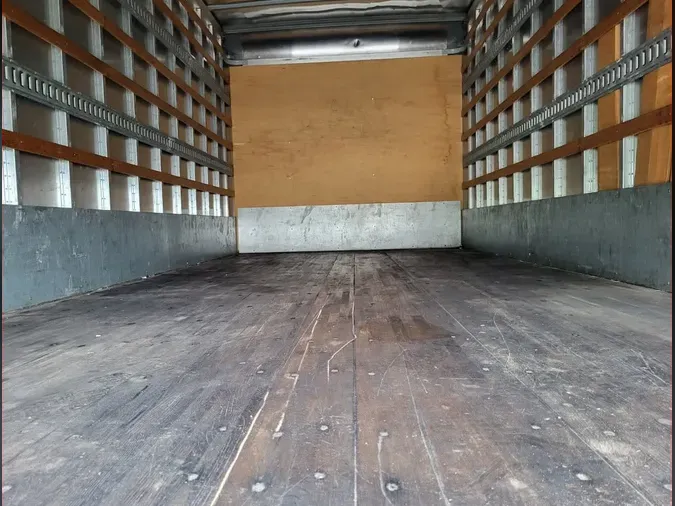 2018 FREIGHTLINER/MERCEDES M2 106