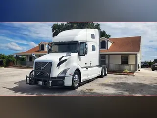 2020 Volvo VNL64T760