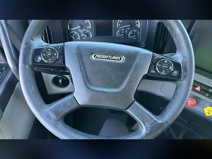2019 FREIGHTLINER CA126