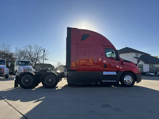 2021 Freightliner Cascadia