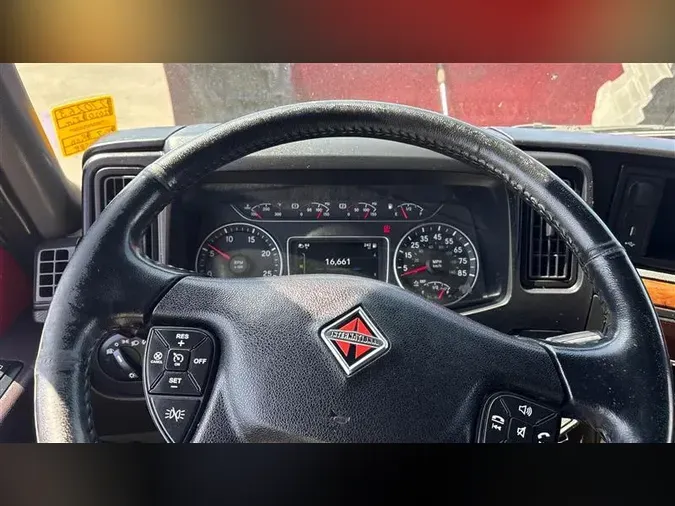2020 INTERNATIONAL LT