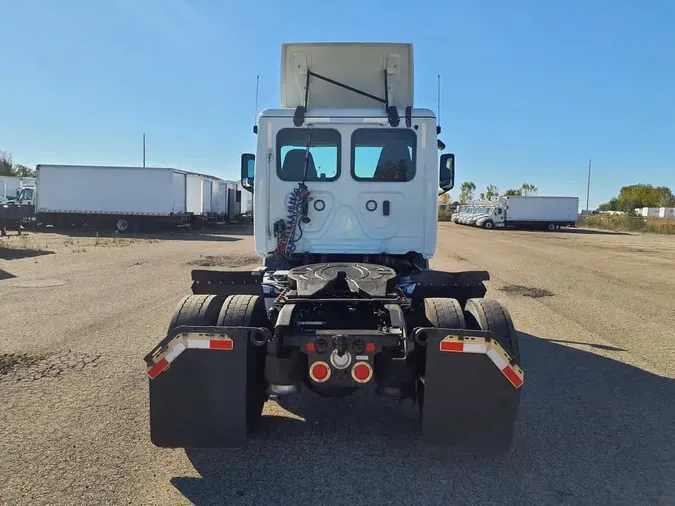 2020 FREIGHTLINER/MERCEDES NEW CASCADIA 116c3e0254ec210dbf54812adf0c83de184