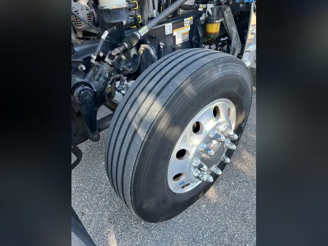 2020 Peterbilt 389