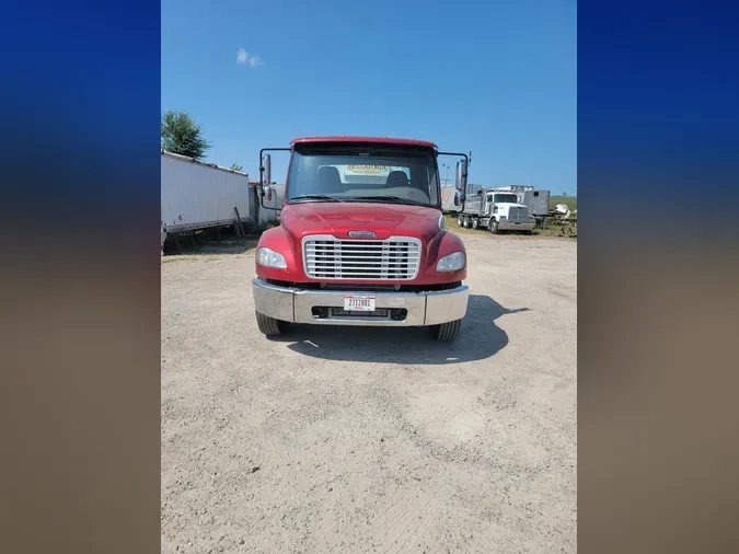 2018 FREIGHTLINER/MERCEDES M2 106