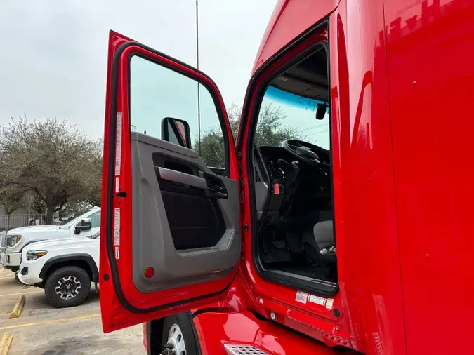 2020 Kenworth T680