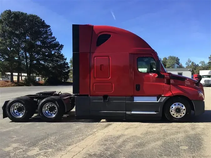 2021 FREIGHTLINER CASCADIA