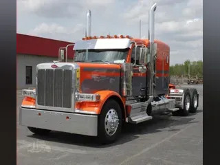 2027 PETERBILT 589