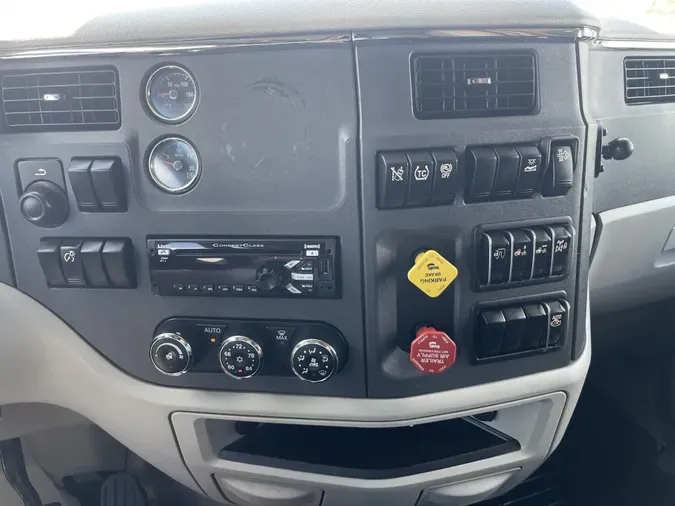 2021 Peterbilt 579
