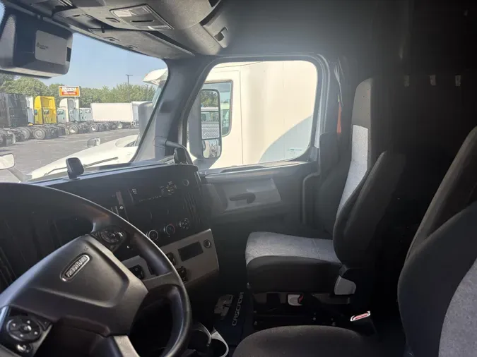 2020 Freightliner Cascadia