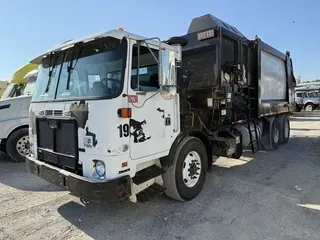 2011 AUTOCAR XPEDITOR