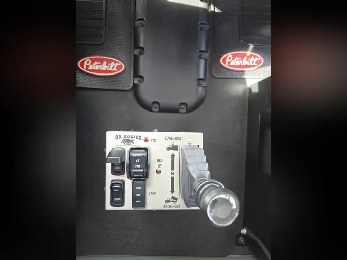 2025 Peterbilt 567